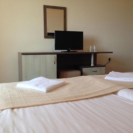 Hotel Laguna Lozenets Chambre photo