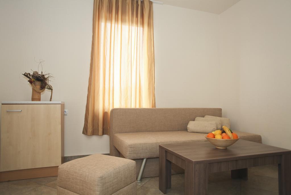 Hotel Laguna Lozenets Extérieur photo