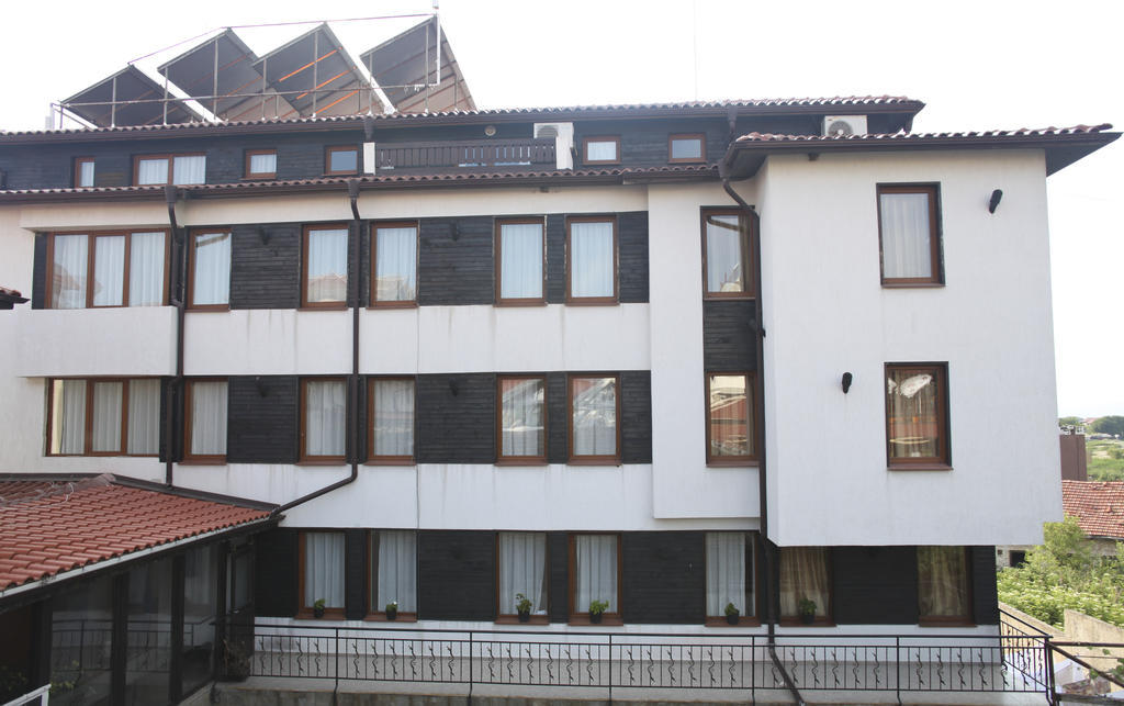 Hotel Laguna Lozenets Extérieur photo
