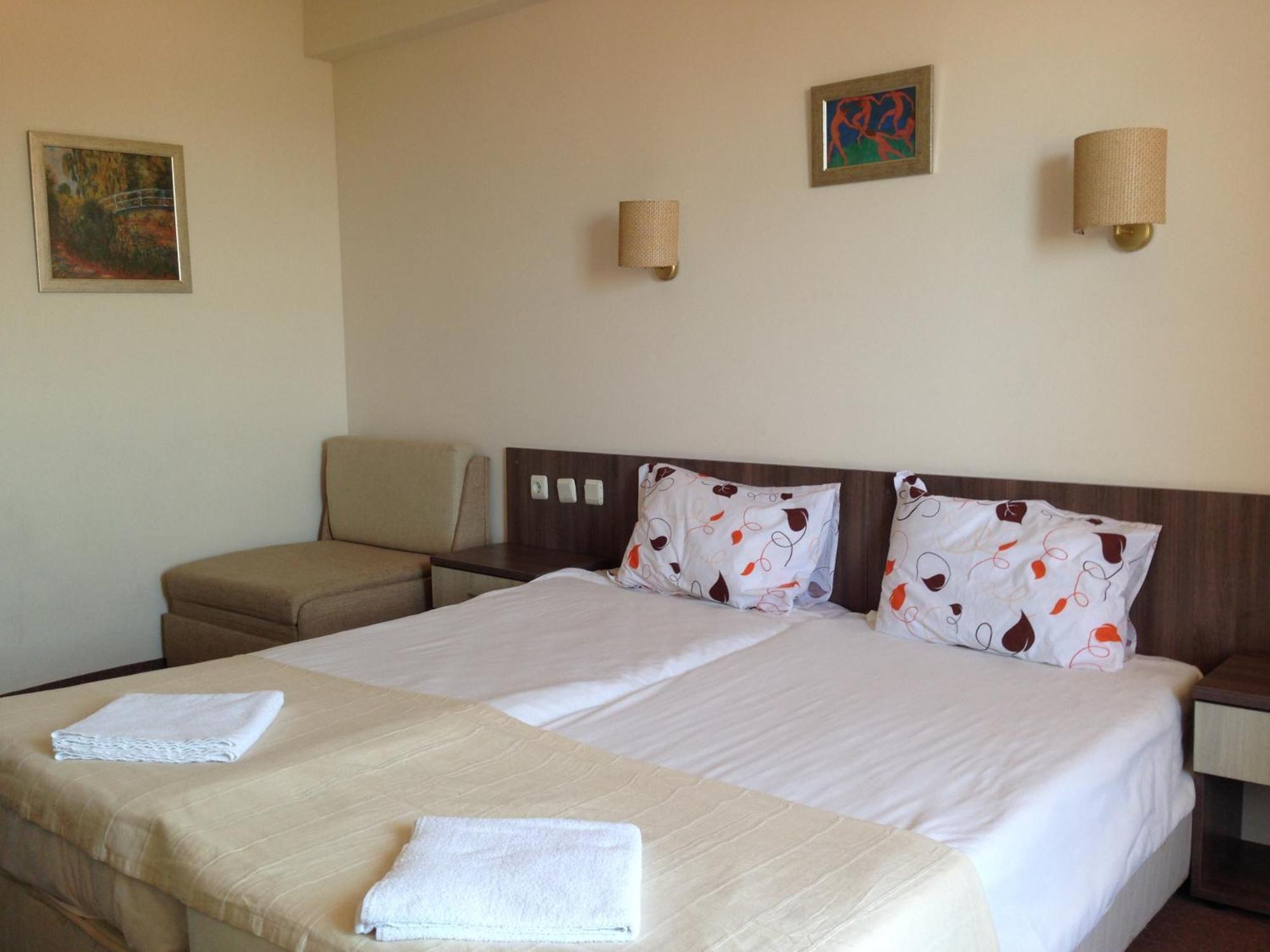 Hotel Laguna Lozenets Chambre photo